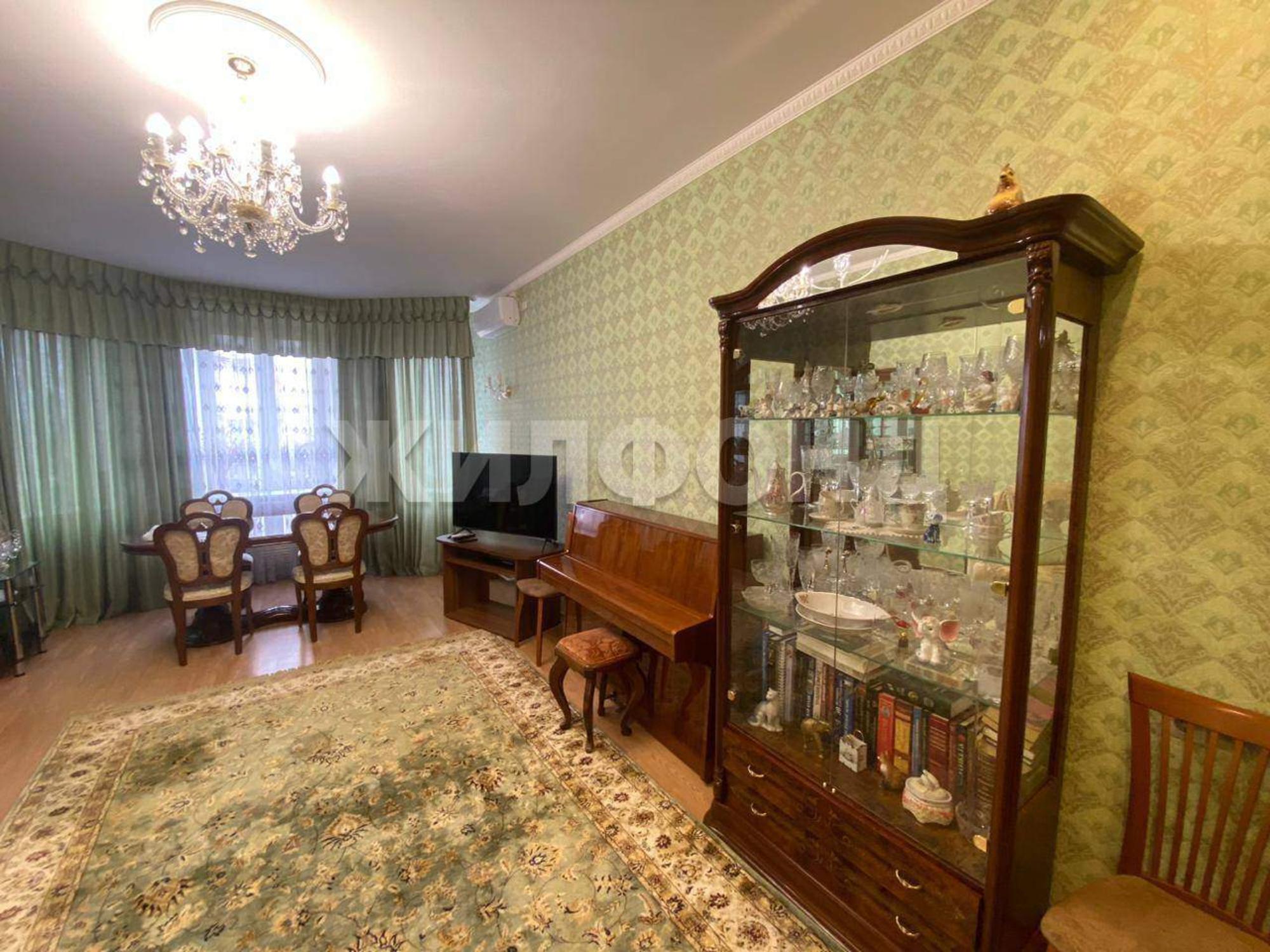 Купить квартиру за 8 000 000 рублей на Дуки улица, д.62