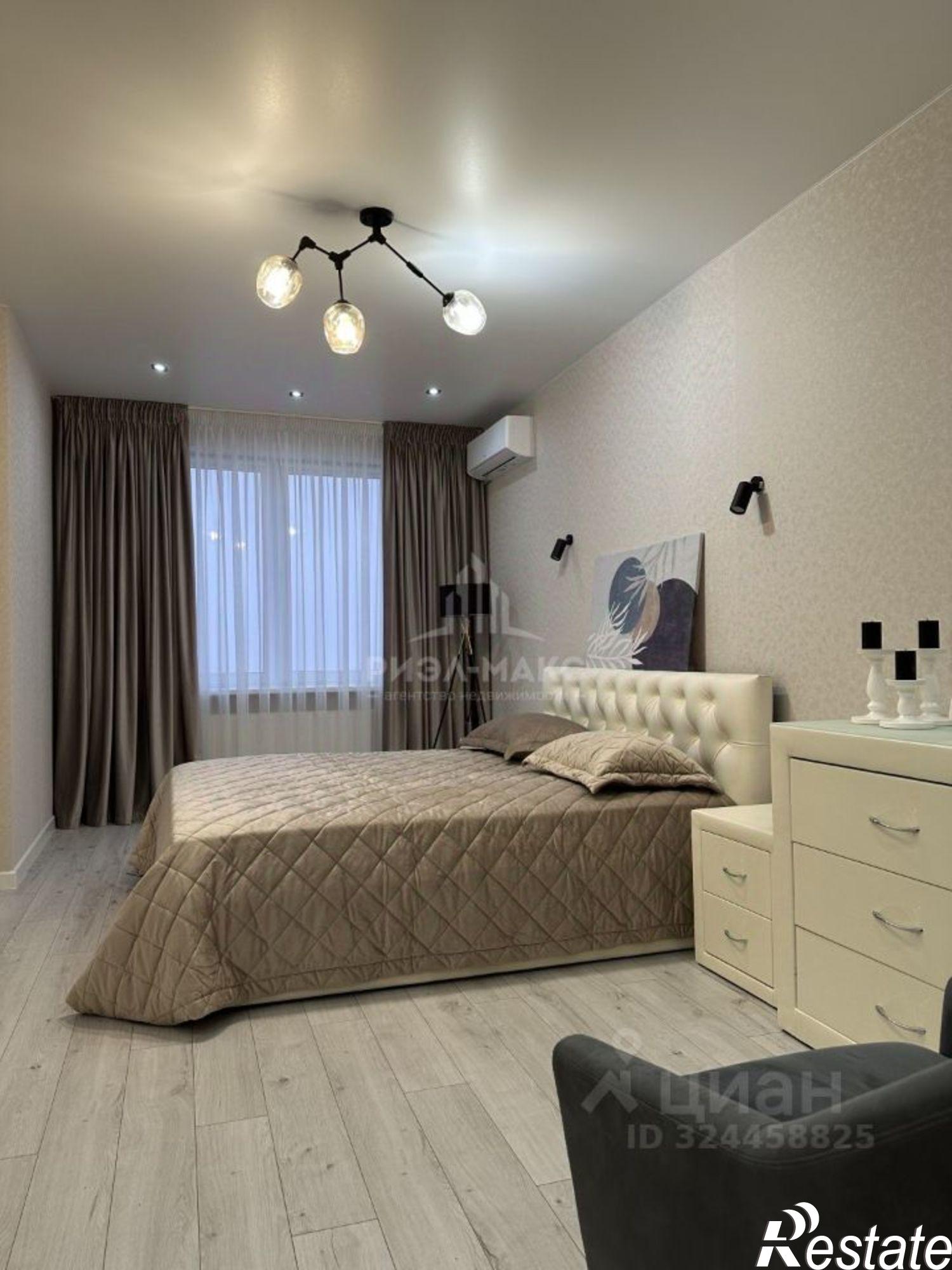 Сдать квартиру за 40 000 рублей на улица Горбатова, 18