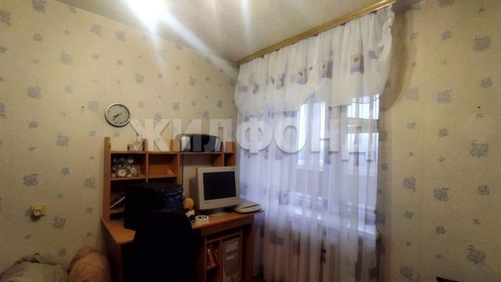 3-комн квартира Унечская улица, д.99