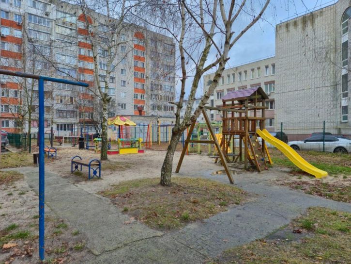 3-комн квартира Димитрова ул, 58