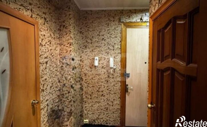 2-комн квартира улица Ульянова, 120,  д. 120