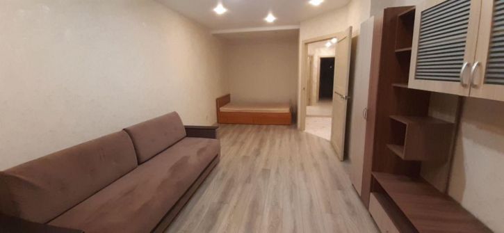 1-комн квартира Горбатова ул, 41