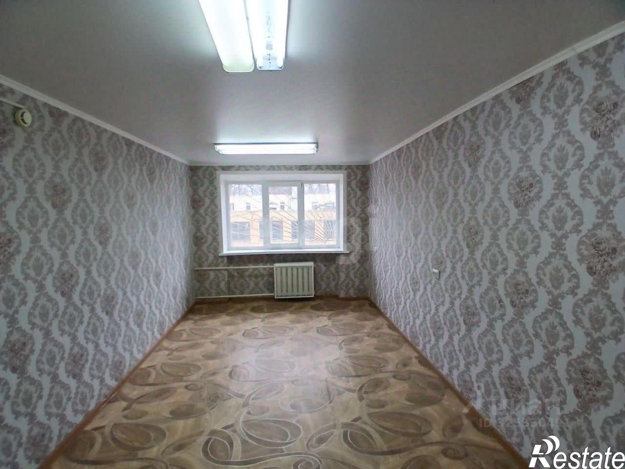 Сдать комнату за 10 000 рублей на ул 3 Интернационала, 1
