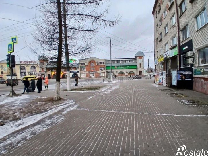 Комната ул 3 Интернационала, 1,  д. 1