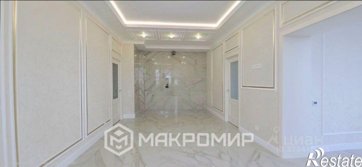 2-комн квартира улица Войстроченко А.Ф., 8,  д. 8
