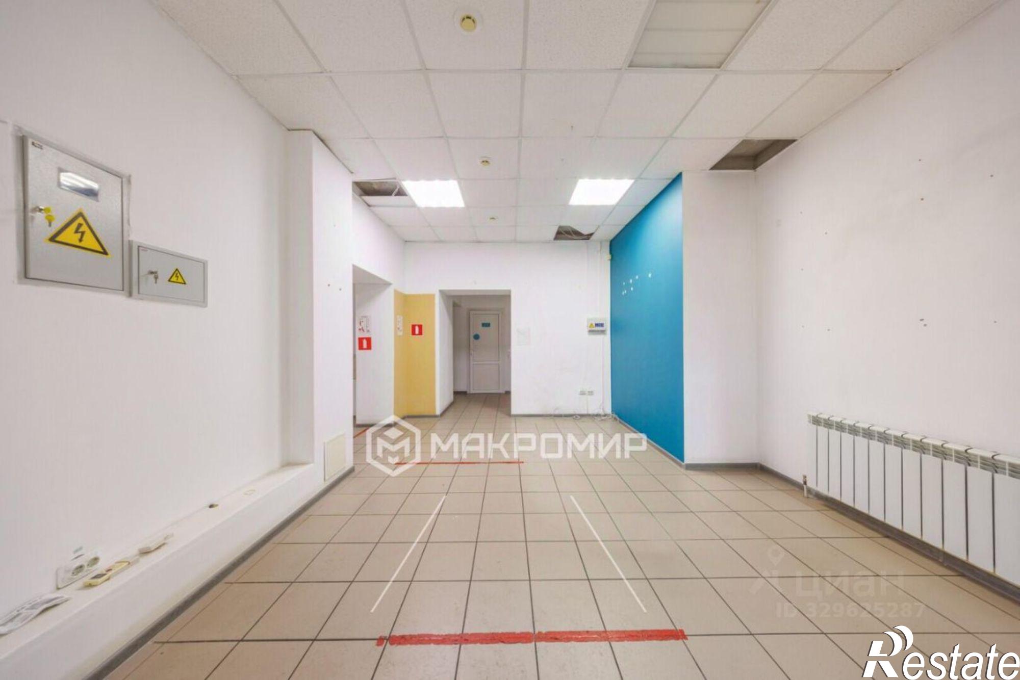 Купить торговое помещение за 6 959 120 рублей на Московский пр-кт, 10/11