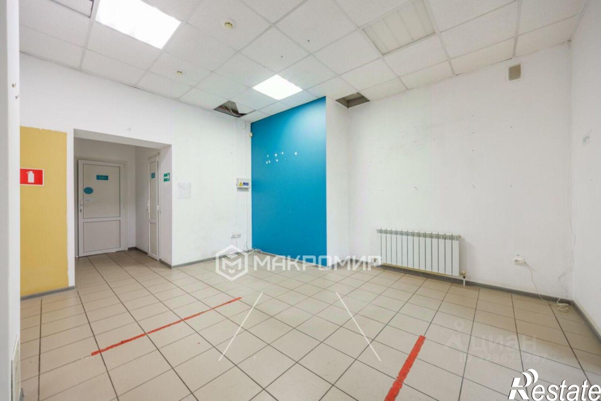Купить торговое помещение за 6 959 120 рублей на Московский пр-кт, 10/11