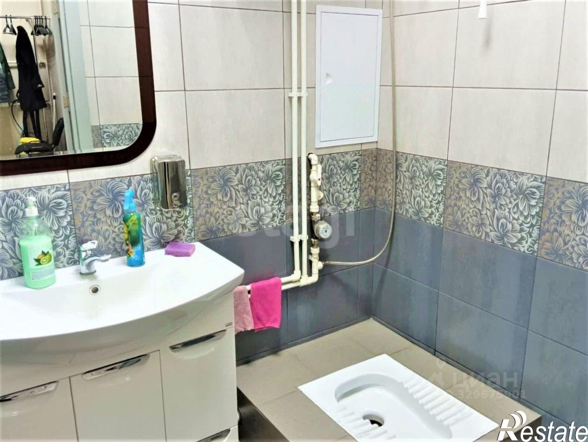 Купить офис, помещение под офис за 6 681 760 рублей на Московский проспект, 140