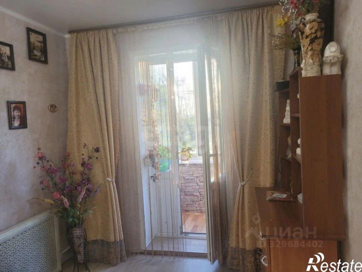 2-комн квартира улица 3 Интернационала, 3,  д. 3