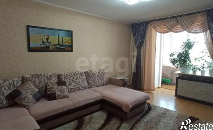 4-комн квартира улица Богдана Хмельницкого, 90,  д. 90