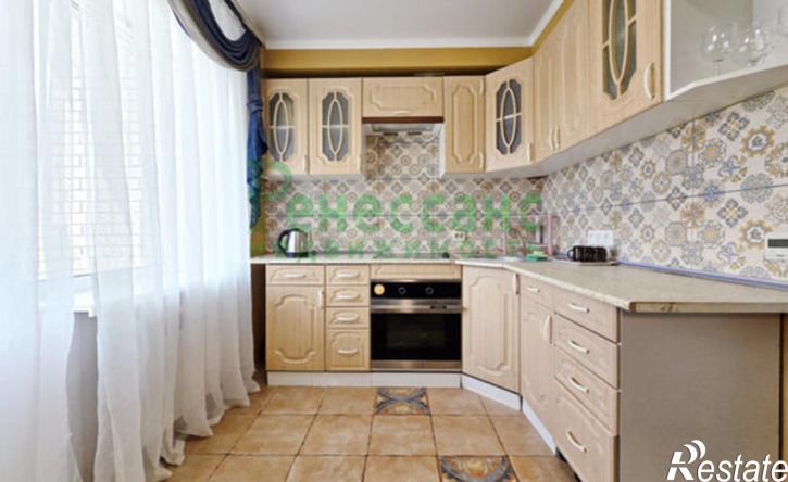 2-комн квартира ул Комарова, 57,  д. 57