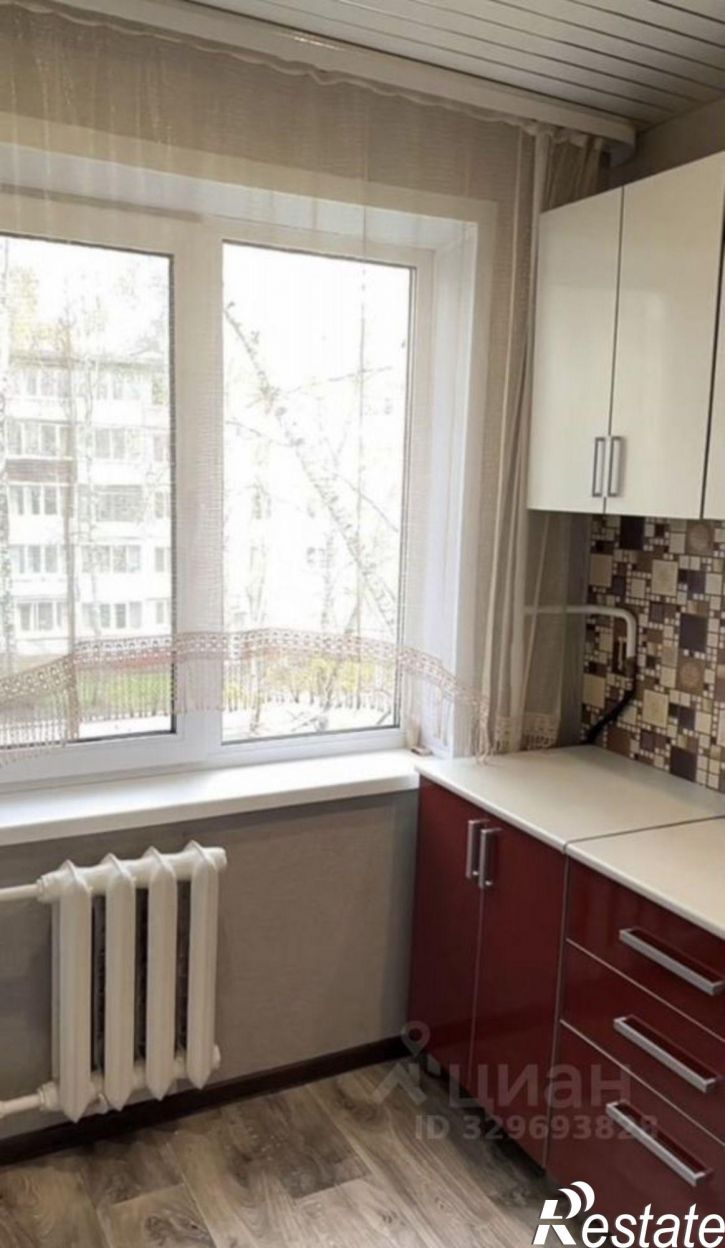 1-комн квартира ул Горбатова, 1,  д. 1