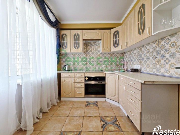 2-комн квартира ул Комарова, 57,  д. 57