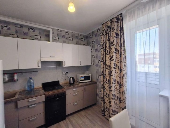 1-комн квартира Рекункова А.М. ул, 4