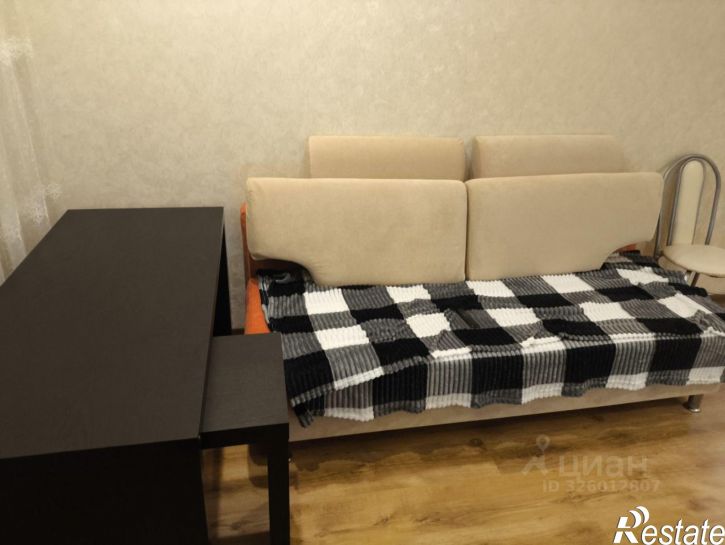 1-комн квартира улица Горбатова, 10,  д. 10
