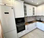 3-комн, 100кв м, этаж 6/6 улица 3 Июля, 14