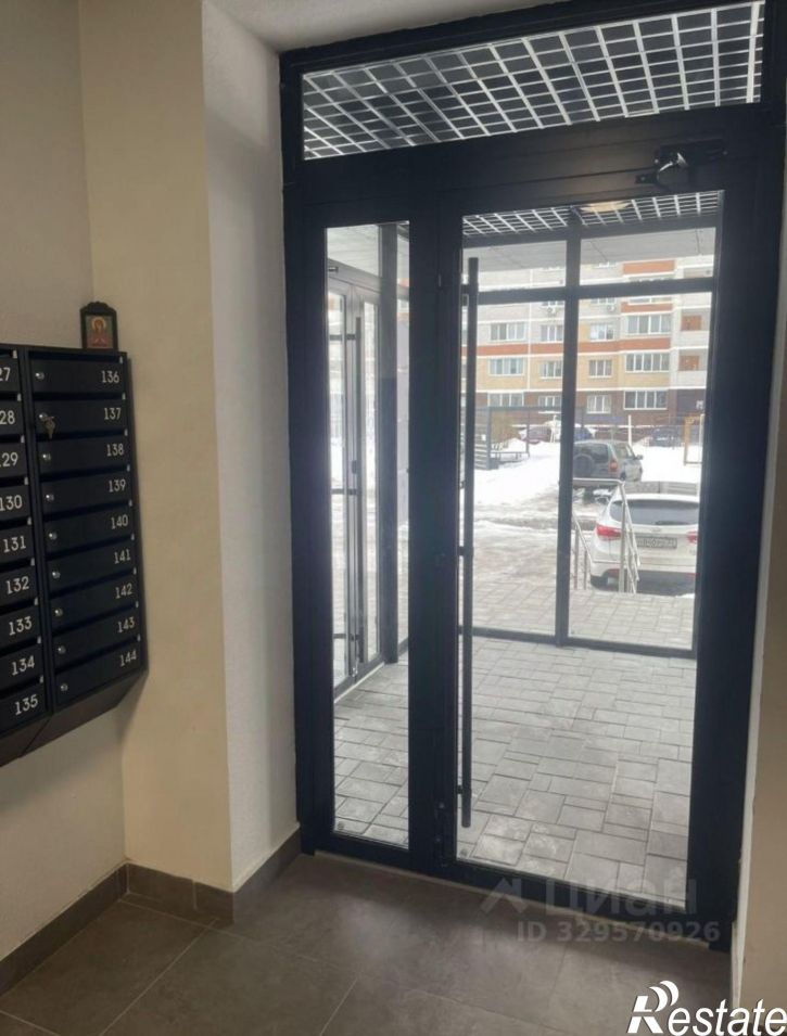 2-комн квартира проспект Станке Димитрова, 67к7
