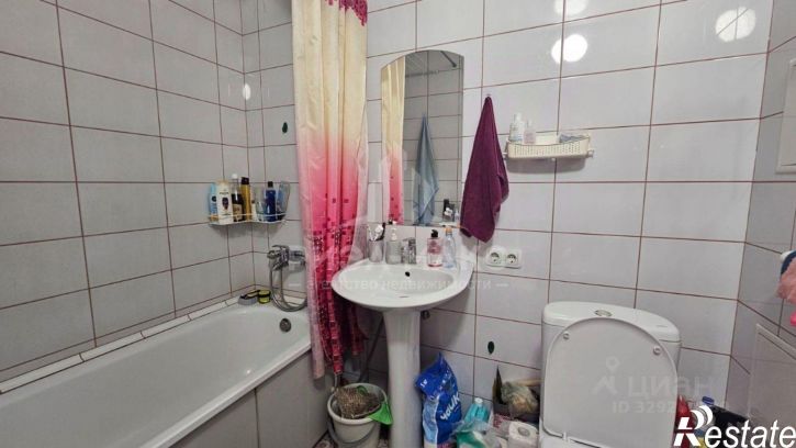 1-комн квартира улица Комарова, 61,  д. 61