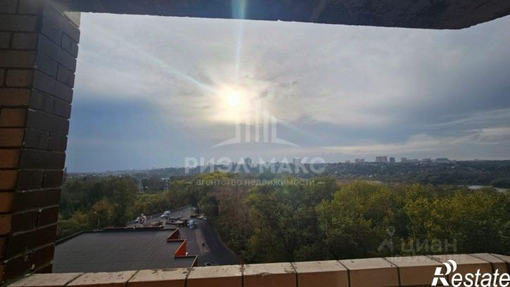 1-комн квартира улица Комарова, 61,  д. 61