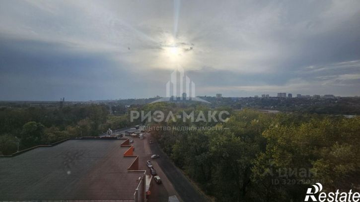 1-комн квартира улица Комарова, 61,  д. 61