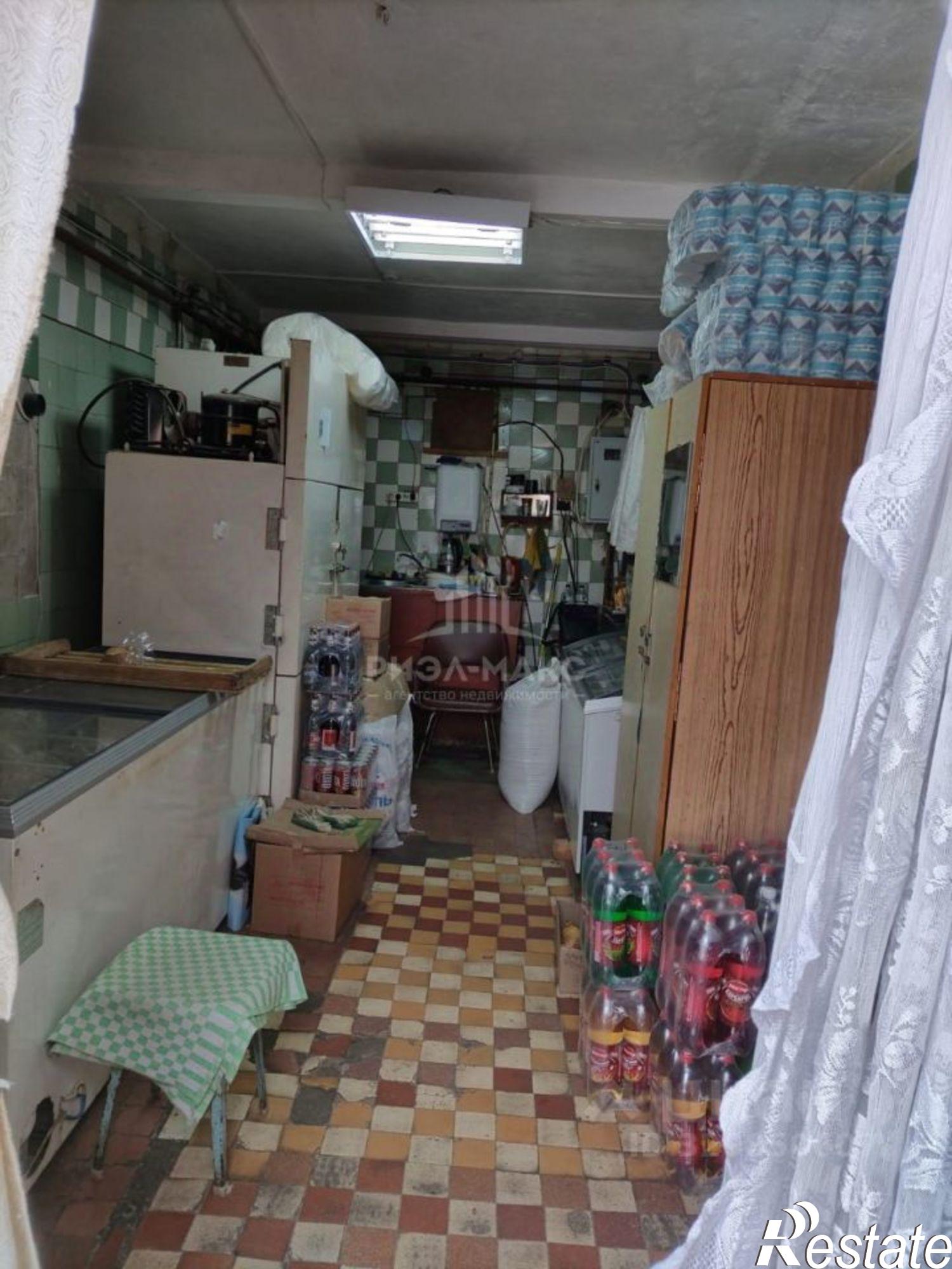 Купить торговое помещение за 1 492 470 рублей на пер Урицкого, 11