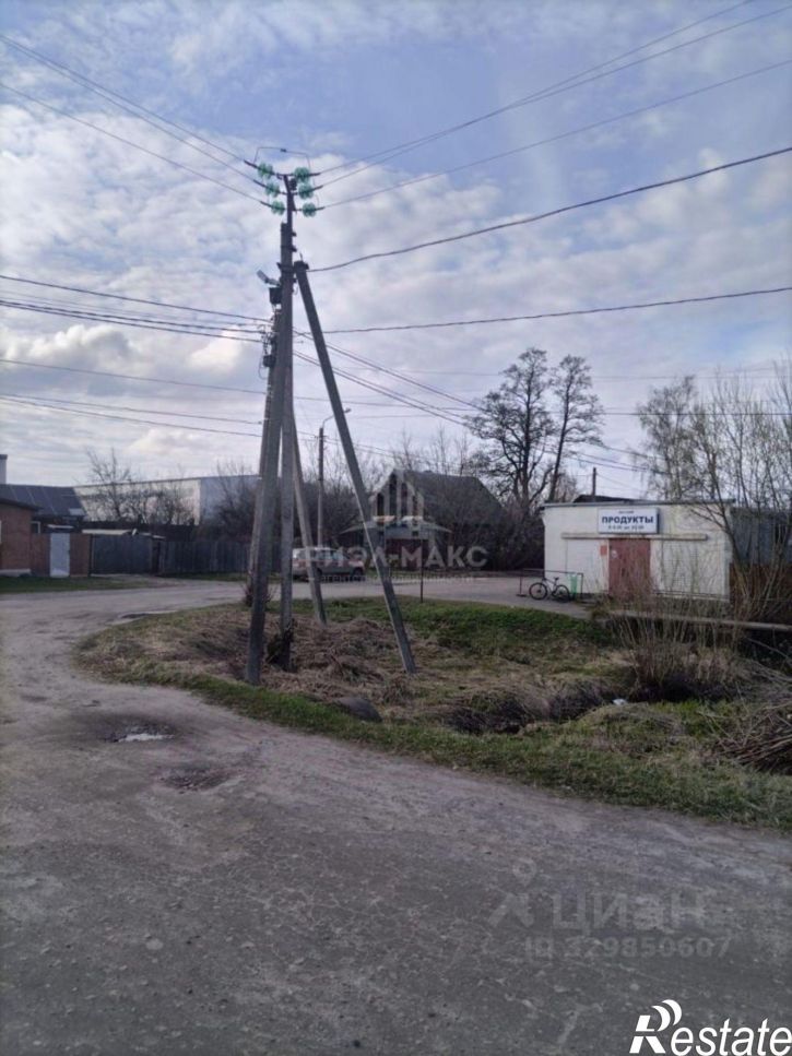 Торговое помещение пер Урицкого, 11,  д. 11