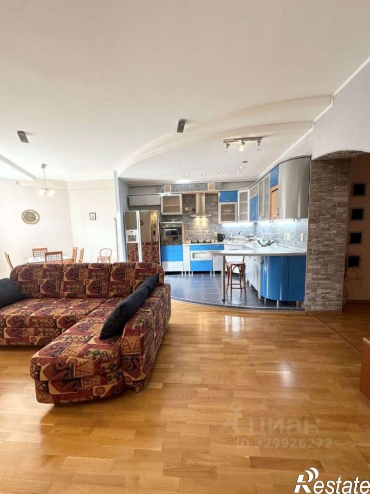 2-комн квартира улица Горького, 40,  д. 40