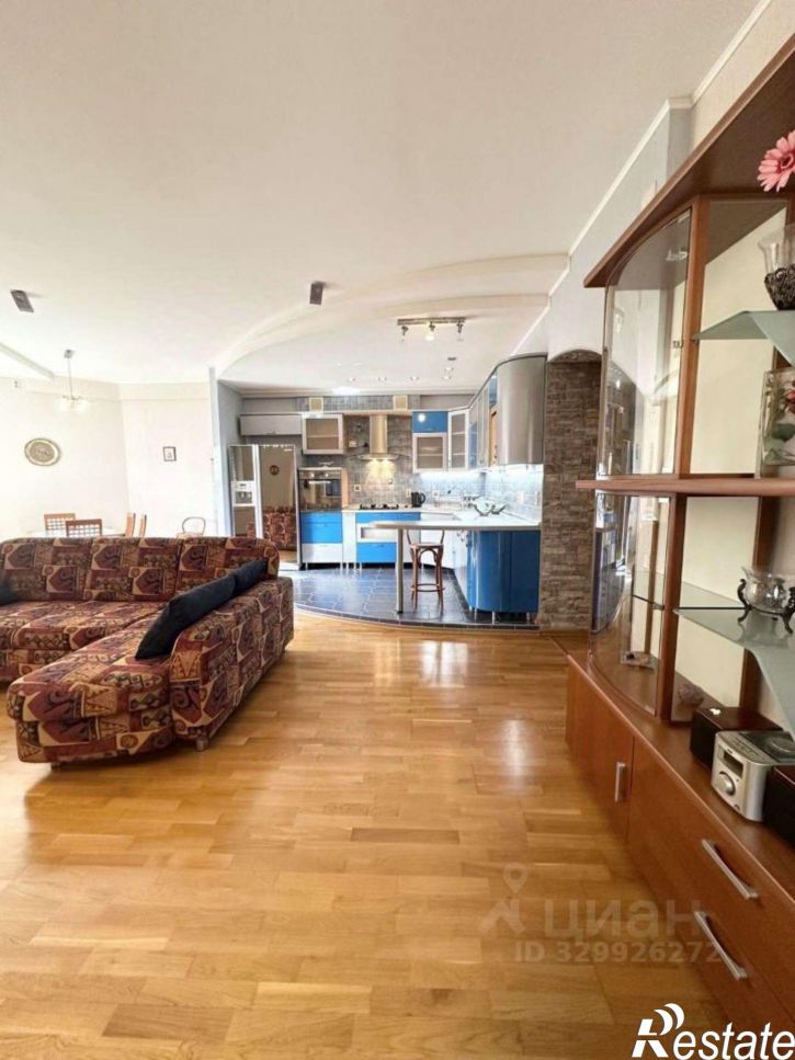 2-комн квартира улица Горького, 40,  д. 40