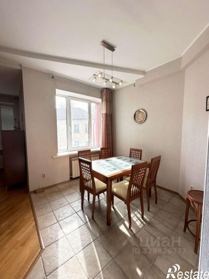 2-комн квартира улица Горького, 40,  д. 40