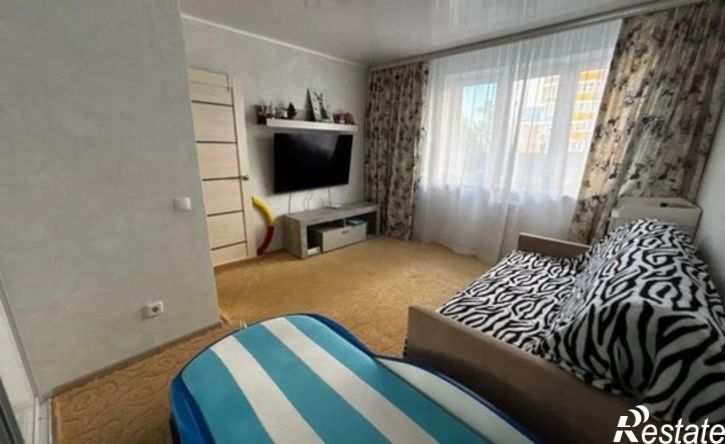 1-комн квартира улица Комарова, 49,  д. 49