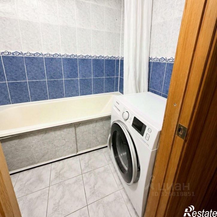 3-комн квартира Автозаводец мкр, д.6