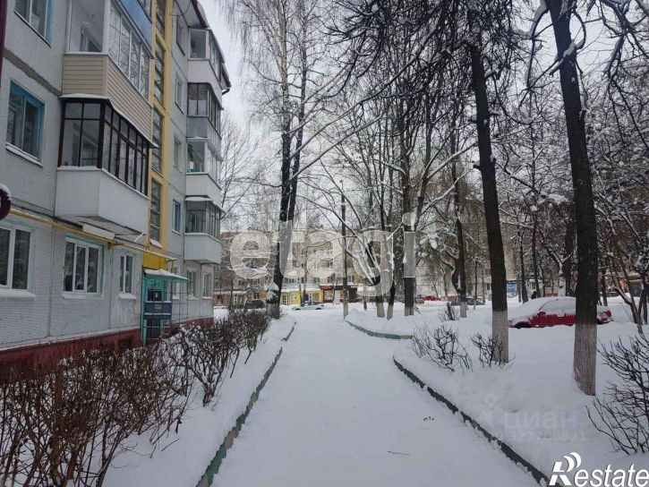 3-комн квартира улица Костычева, 37,  д. 37