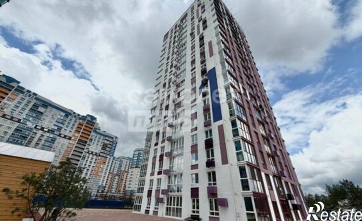 2-комн квартира улица Комарова, 47,  д. 47