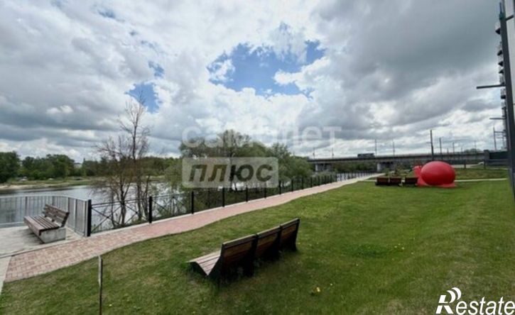 2-комн квартира улица Комарова, 47,  д. 47