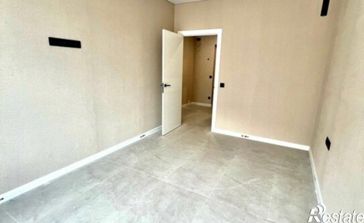 1-комн квартира улица Бурова, 9