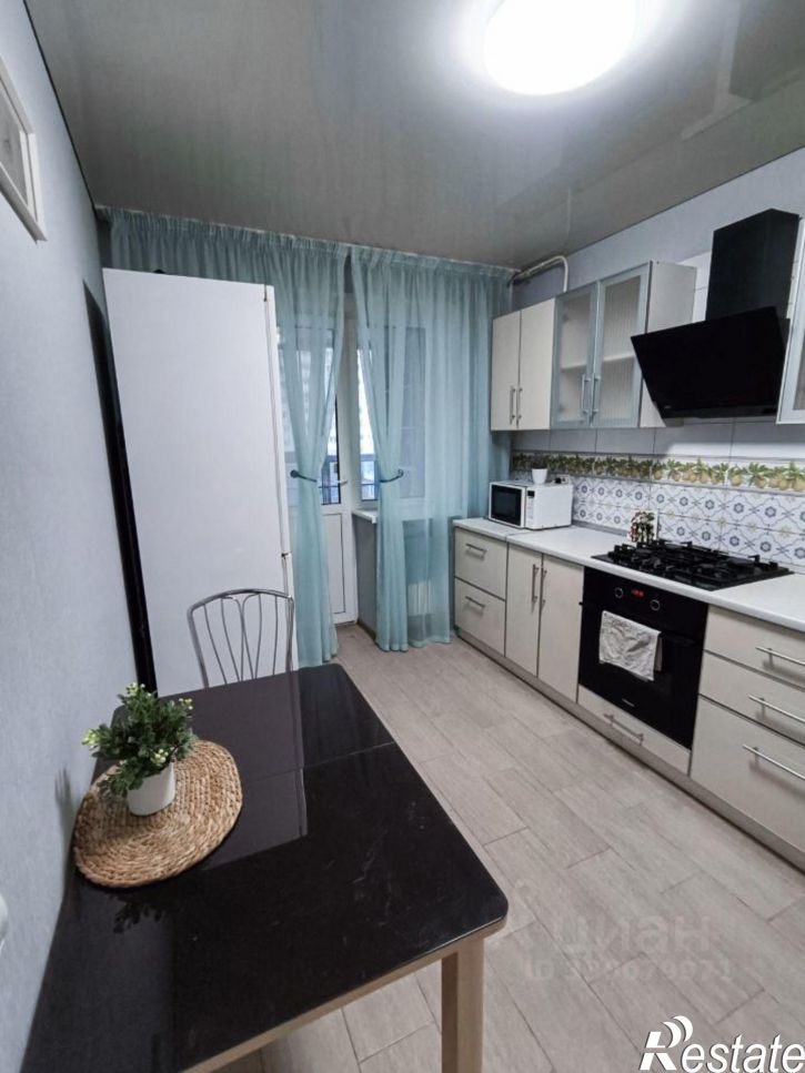 1-комн квартира улица Горбатова, 41,  д. 41