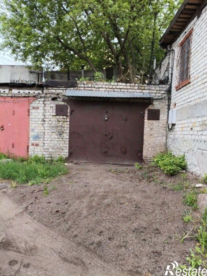 Гараж/парковка улица Медведева, 9А,  д. 9А