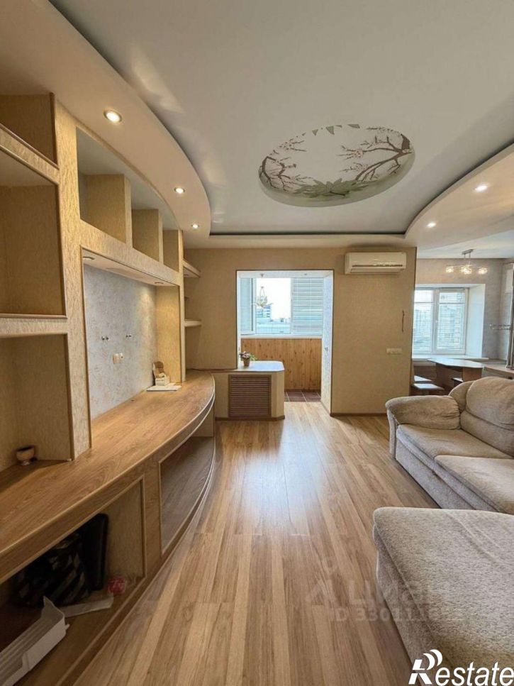 3-комн квартира улица Крахмалёва, 43,  д. 43