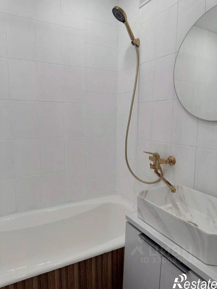 2-комн квартира ул Авиационная, 10,  д. 10