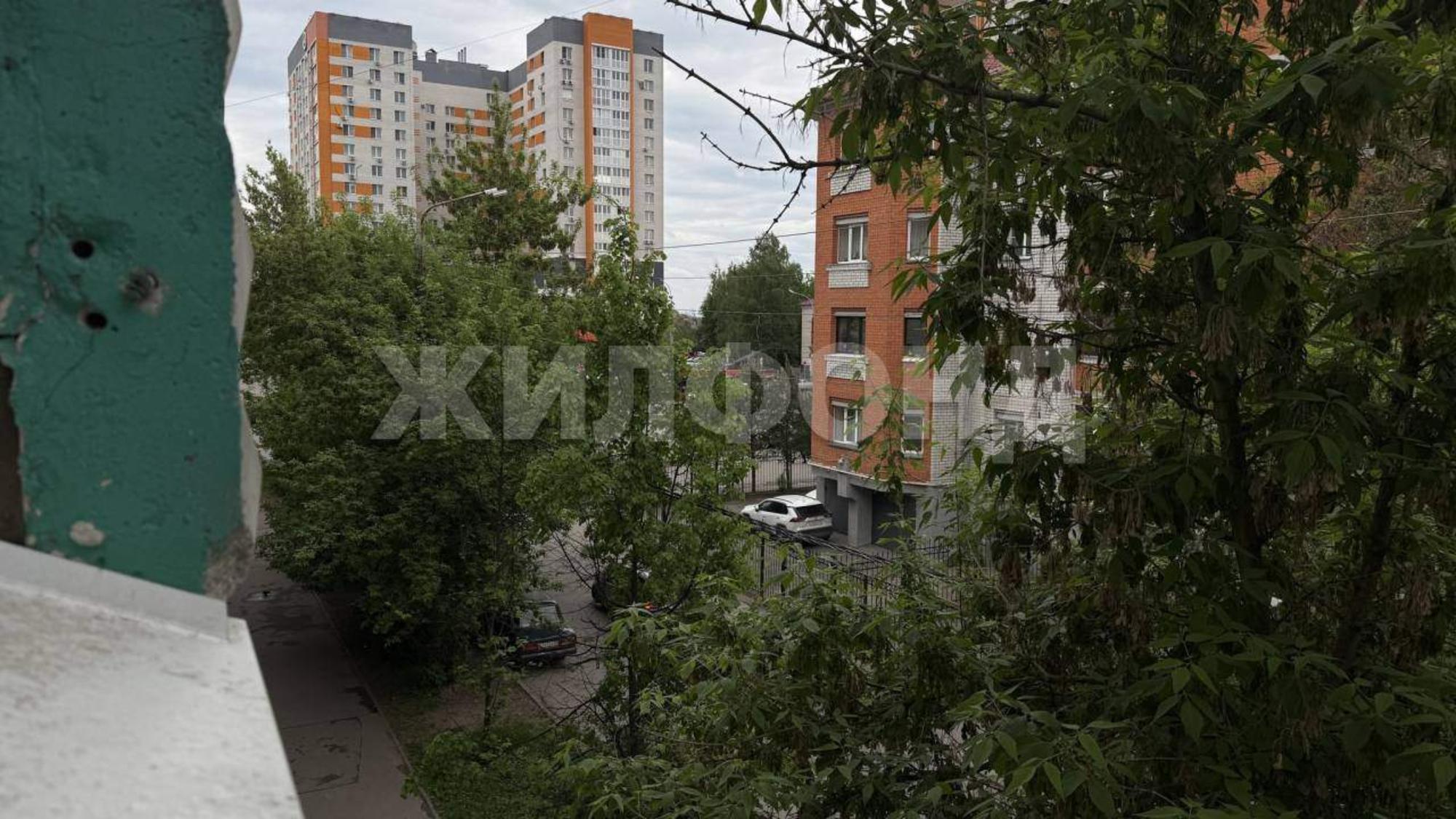 Купить квартиру за 2 080 000 рублей на Вали Сафроновой ул., д.73