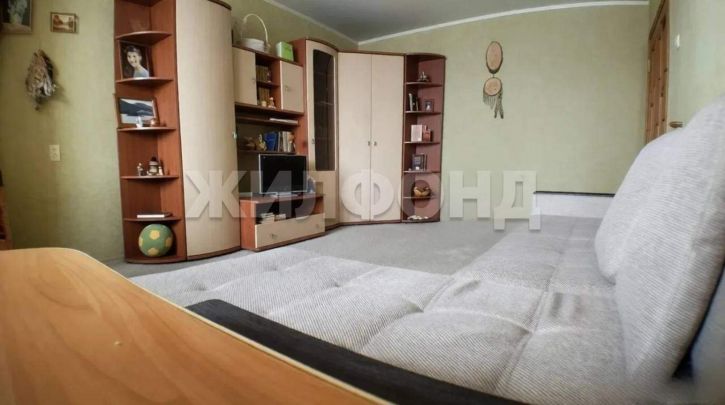 2-комн квартира Камозина ул., д.38