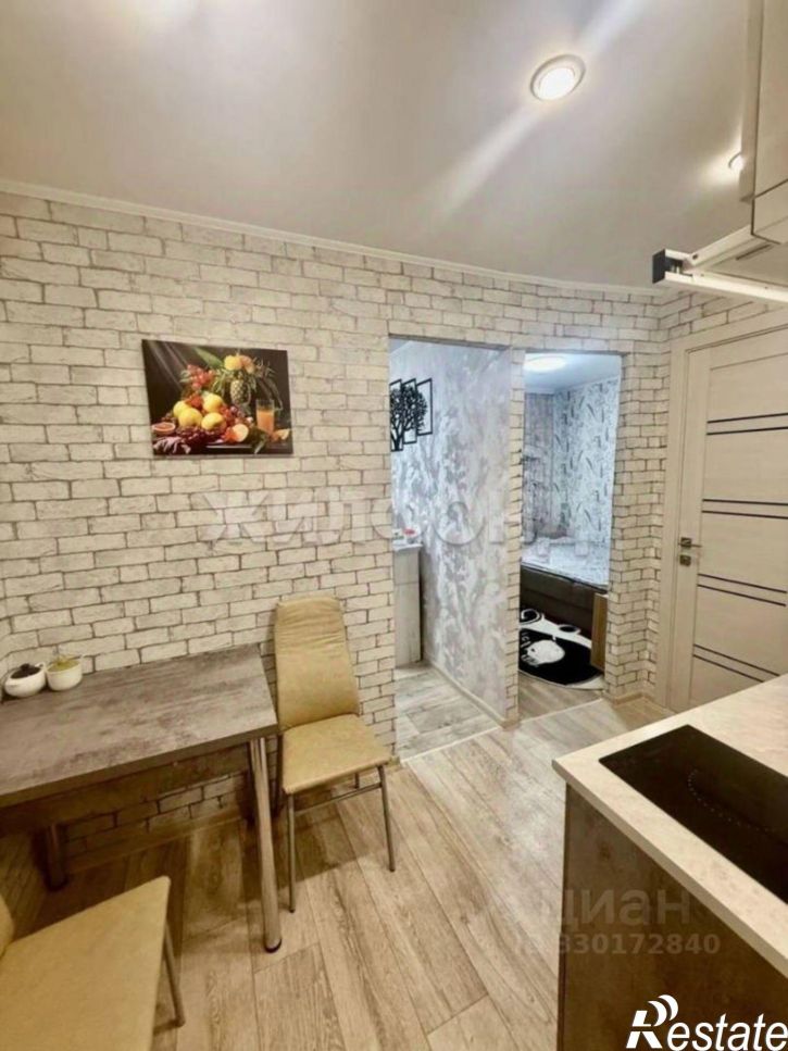 2-комн квартира улица Вали Сафроновой, 16,  д. 16