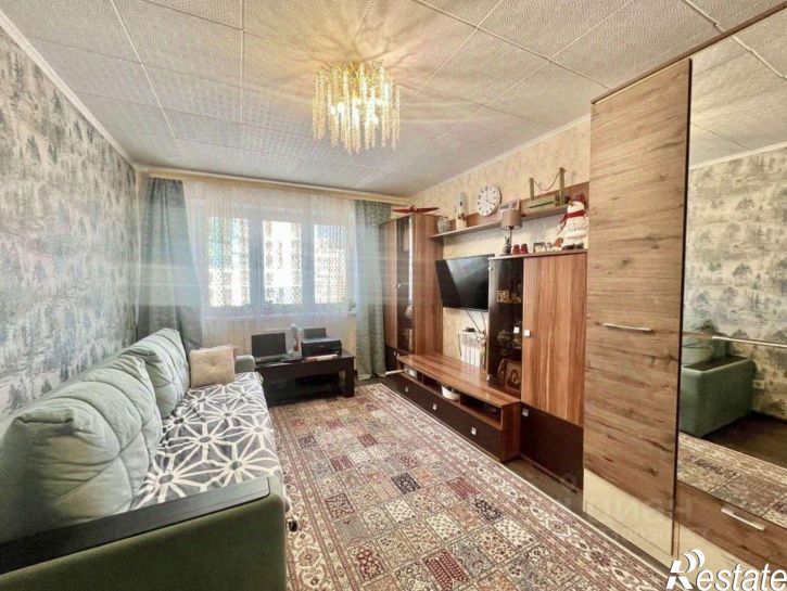 3-комн квартира ул Комарова, 49,  д. 49