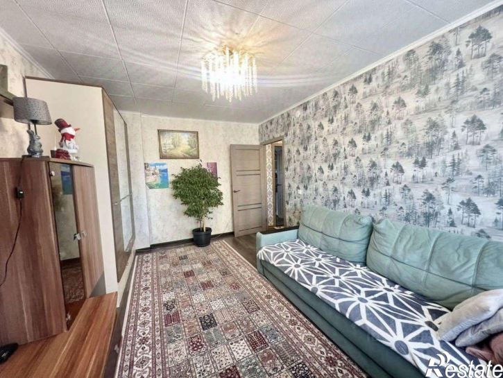 3-комн квартира ул Комарова, 49,  д. 49