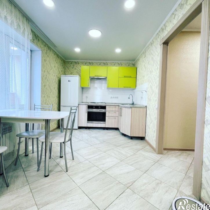 1-комн квартира улица Комарова, 51,  д. 51