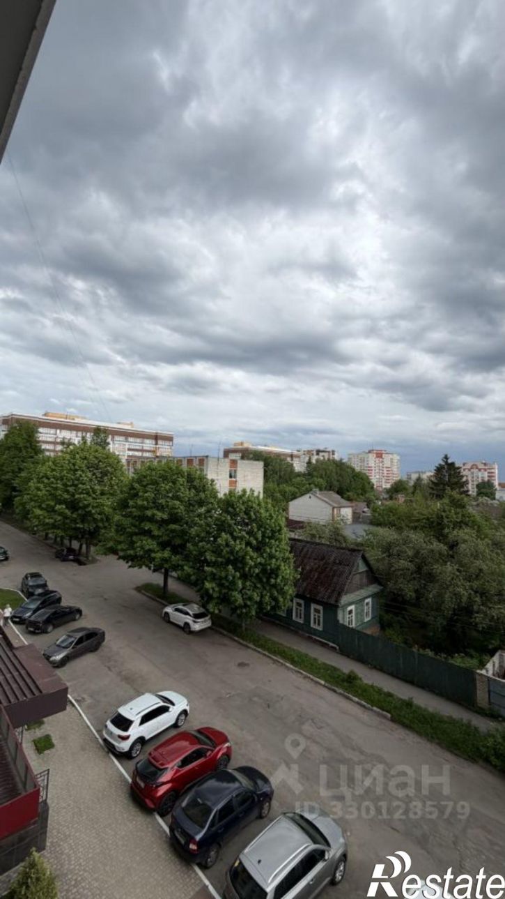 1-комн квартира улица Тютчева, 1,  д. 1
