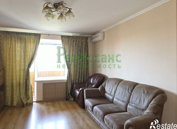 3-комн квартира ул Менжинского, 8,  д. 8