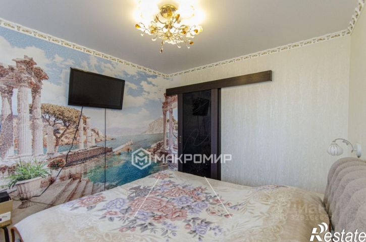 3-комн квартира Унечская улица, 99,  д. 99