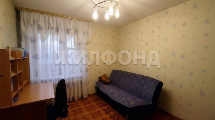 3-комн квартира Унечская ул., д.99