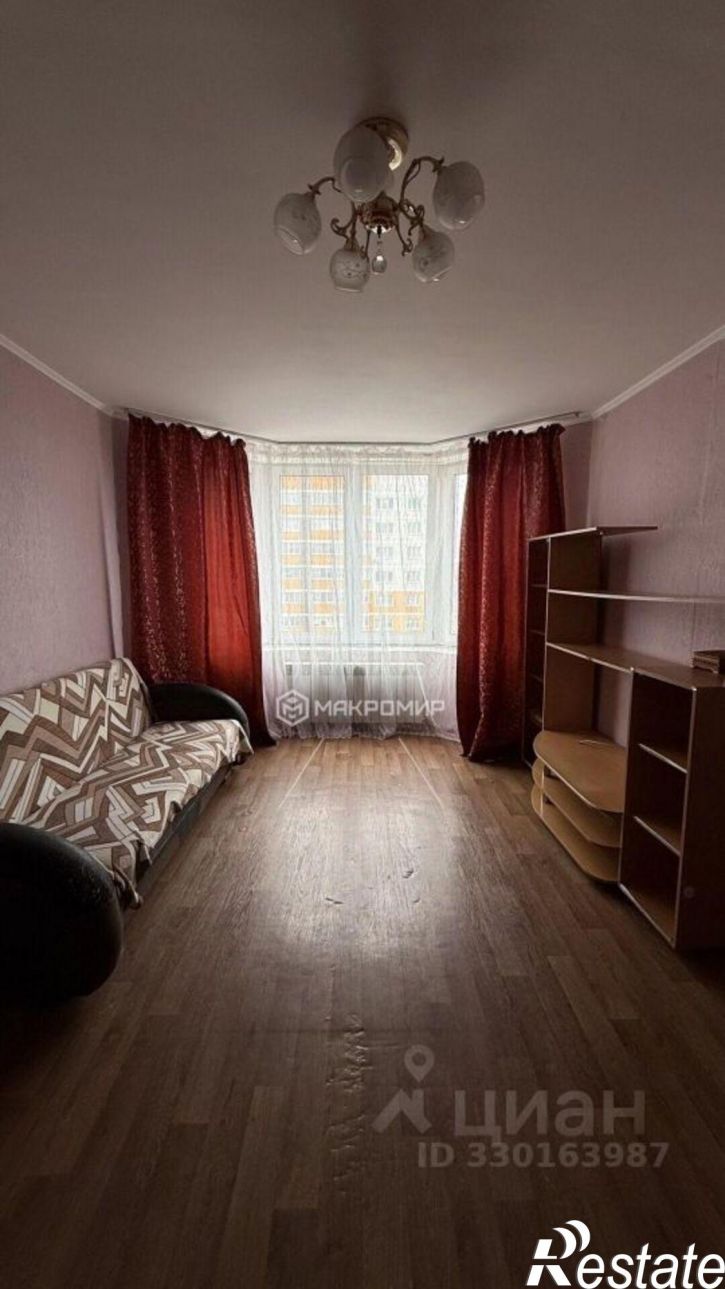 1-комн квартира улица Комарова, 59,  д. 59
